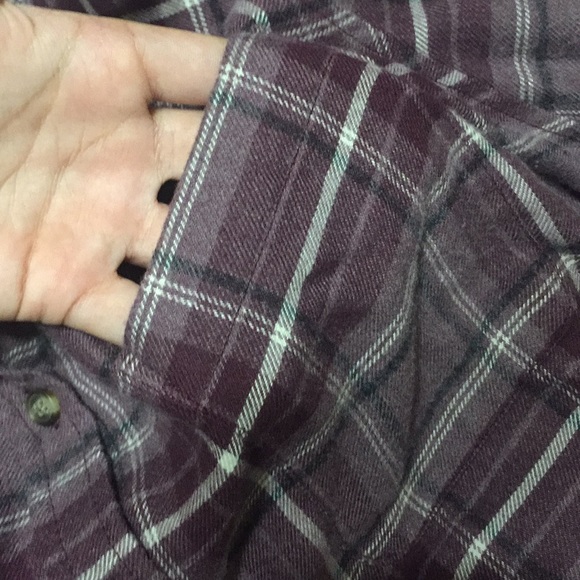 NWOT American Eagle Oversized Purple Flannel - Picture 4 of 4